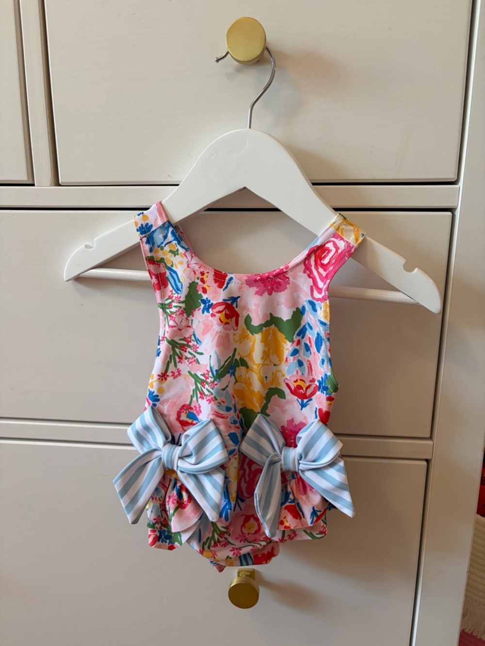 Mud Pie One Piece 3-6 Months Floral
Bow one Piece Swim Suit